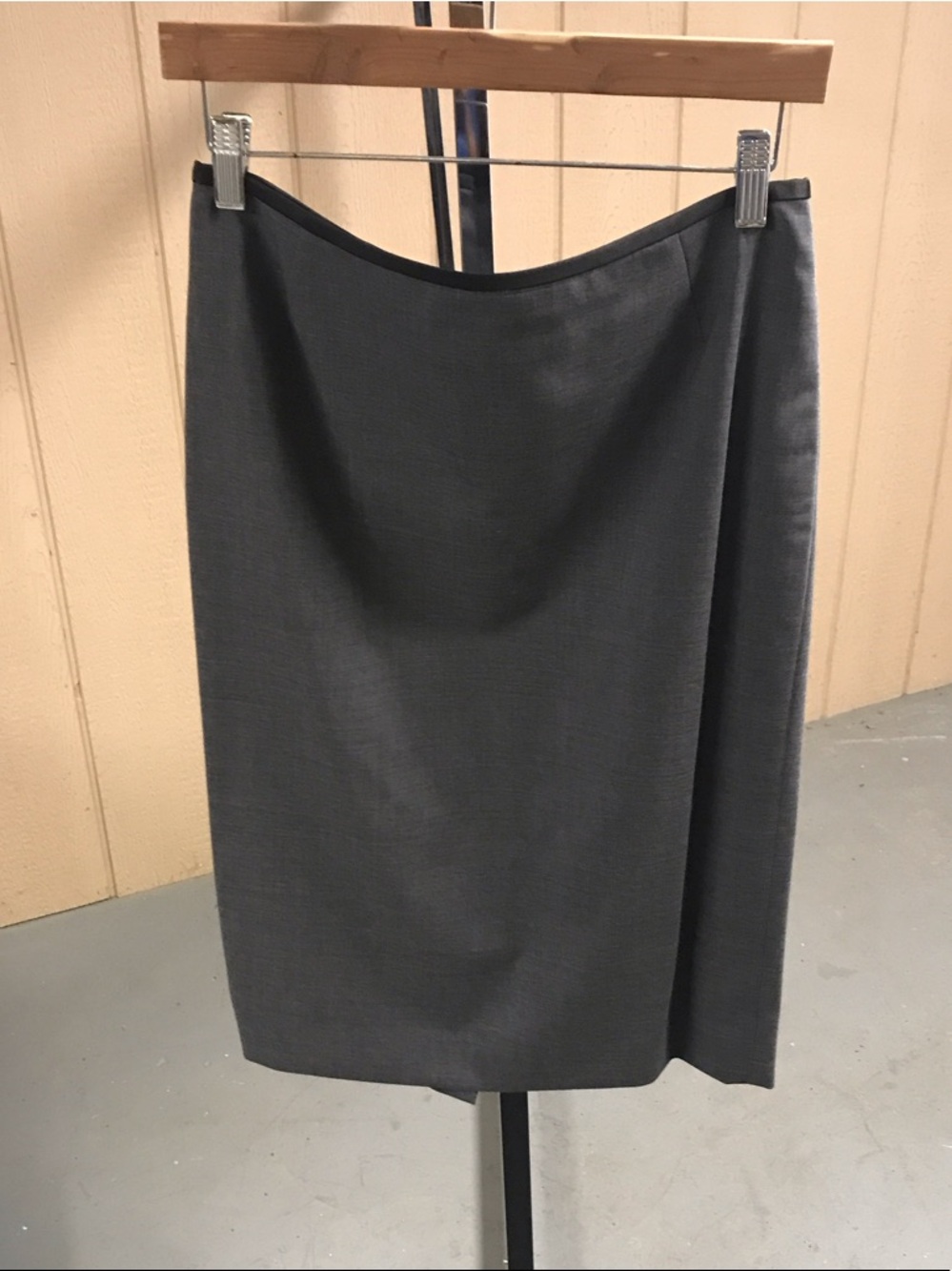 Lafayette 148 New York Charcoal Gray Pencil Skirt